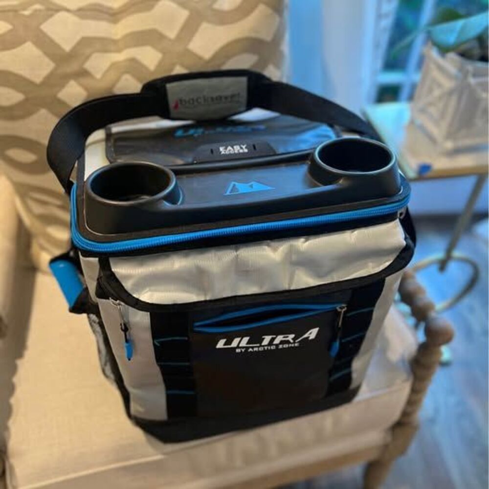 Arctic Zone Ultra Foldable Deep Freeze Cooler with Backsavior Strap